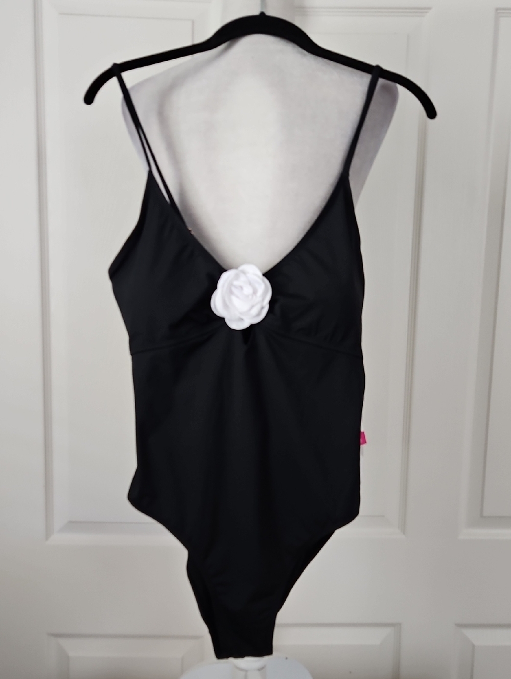 Betsey Johnson 2pc NWT Swimsuit/Matching Skirt
